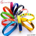 Bracelet en silicone coloré Hot Sale Club pour cadeau (LM1627)